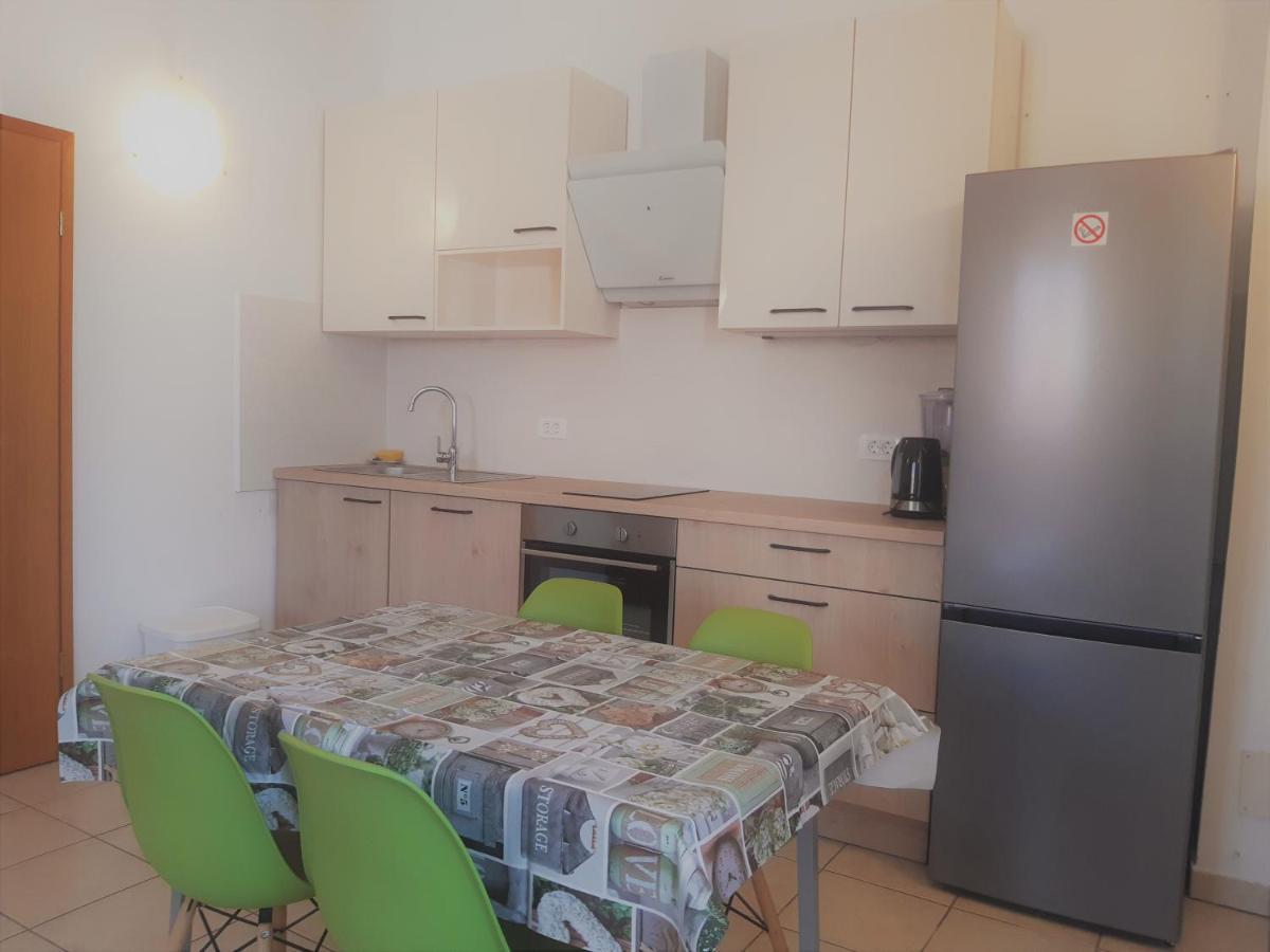 Apartments Barbara Gregovica Пула Екстер'єр фото