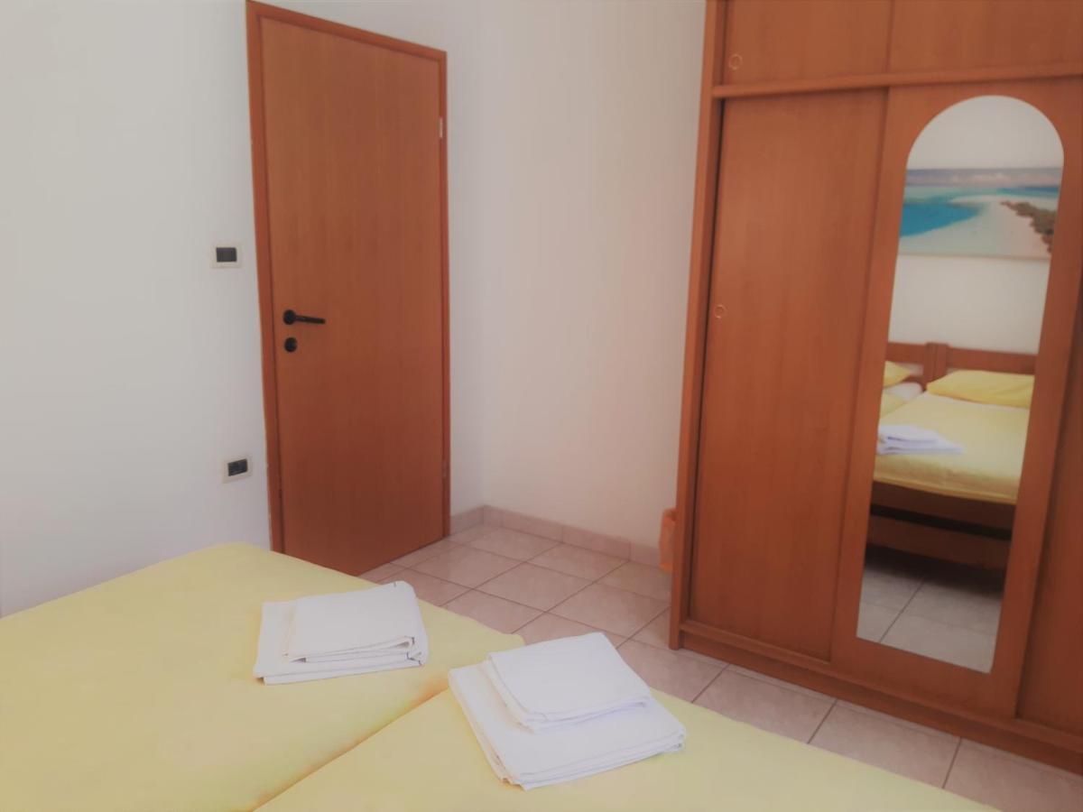 Apartments Barbara Gregovica Пула Екстер'єр фото